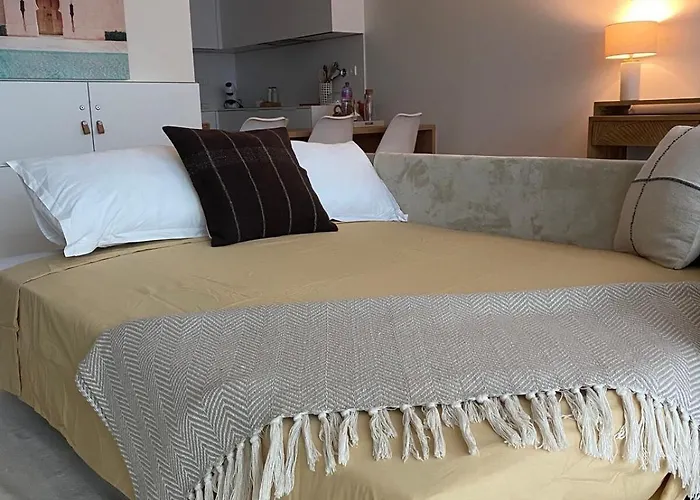 Picturesque Beachfront Διαμέρισμα