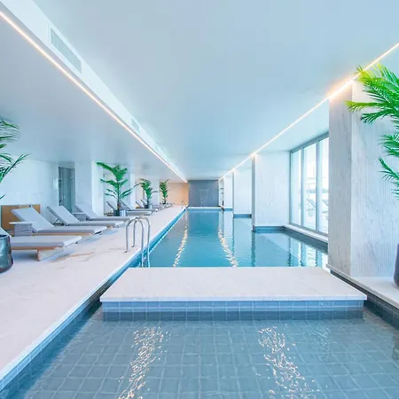 Picturesque Beachfront Apartament